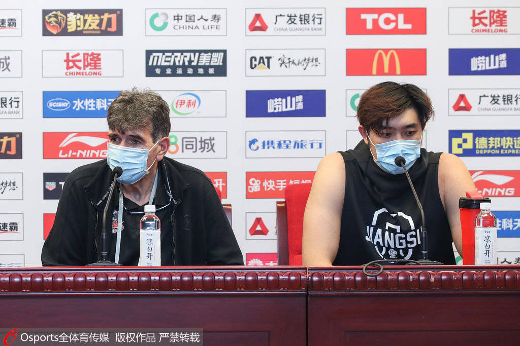 伤病困扰，球队备战需找到解决方案