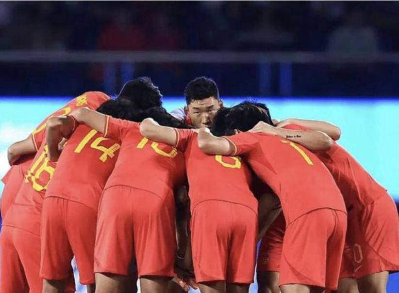 摩洛哥瓦赫达教练组强化体能训练，备战关键战的简单介绍