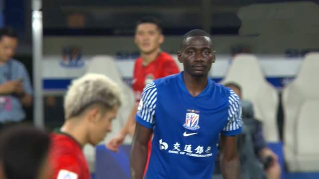 申花引援捡到宝，阿苏埃首秀梅开二度，3国脚连场首发影响榜首战