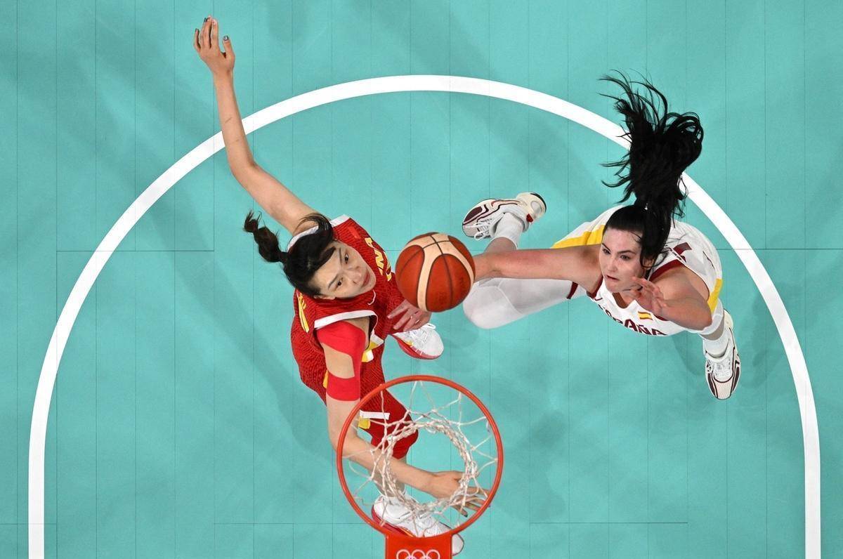 关于塞尔维亚女篮获得胜利，晋级至下一轮的信息